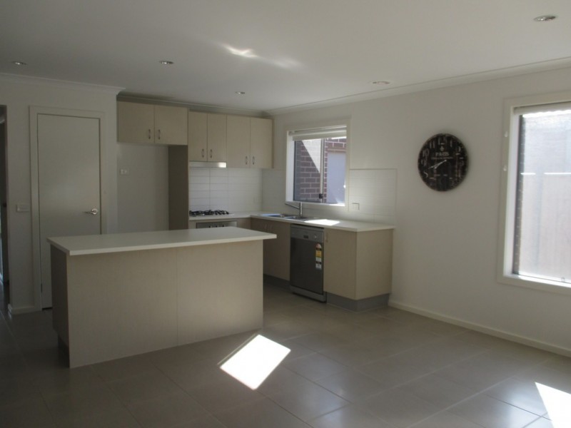 69 Brocker Street, Clyde North VIC 3978