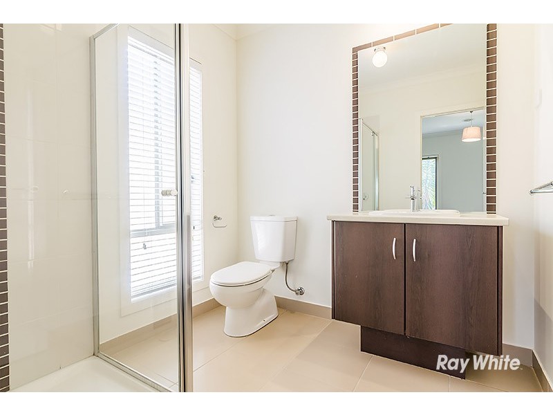 4 Ardent Crescent, Cranbourne East VIC 3977