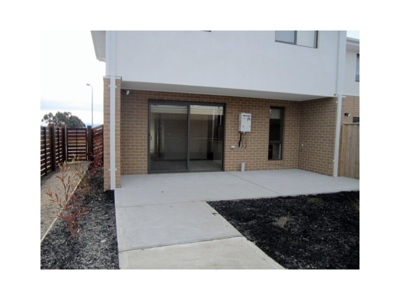 35 Kosciuszko Circuit, Clyde VIC 3978
