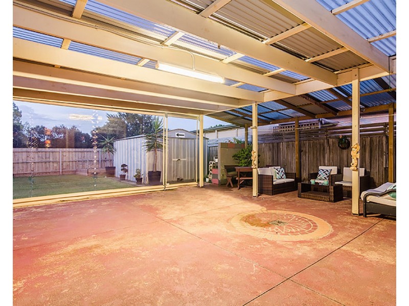 23 Marnie Drive, Cranbourne West VIC 3977