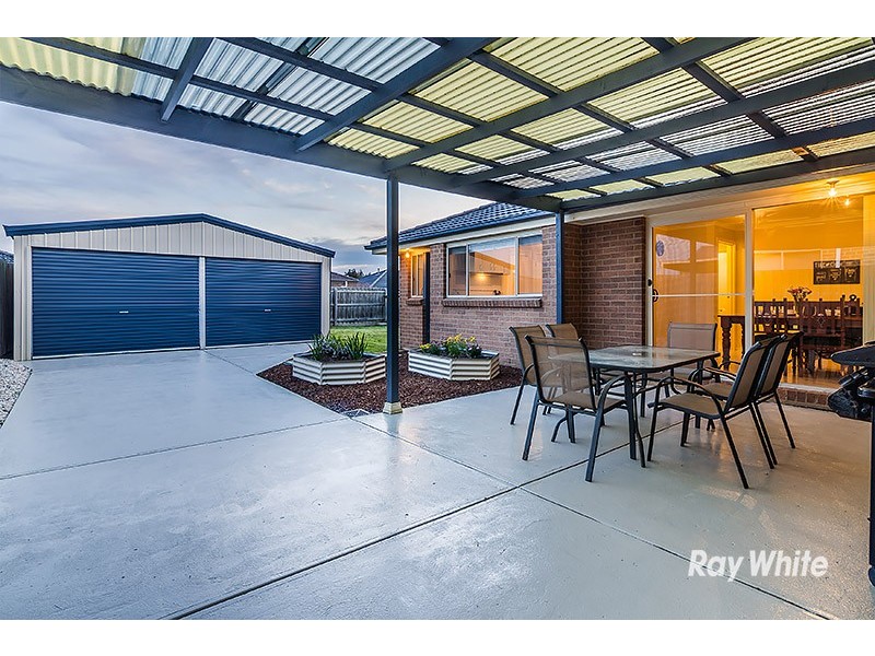 27 Kulkami Way, Cranbourne West VIC 3977