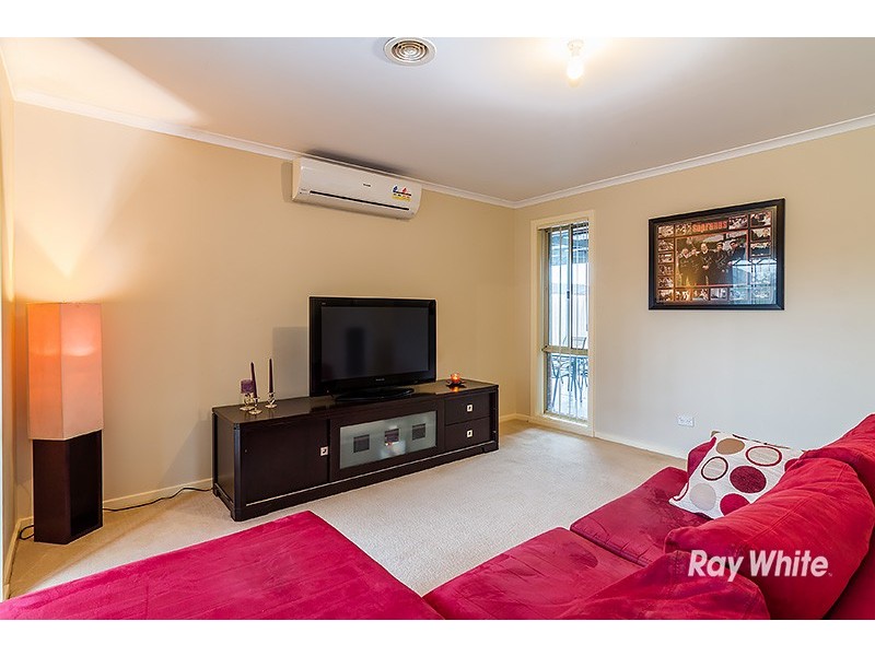 27 Kulkami Way, Cranbourne West VIC 3977