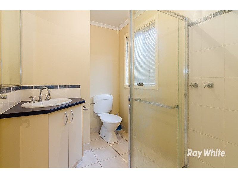 27 Kulkami Way, Cranbourne West VIC 3977