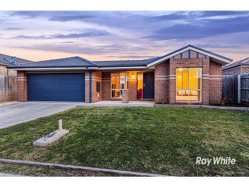 27 Kulkami Way, Cranbourne West VIC 3977