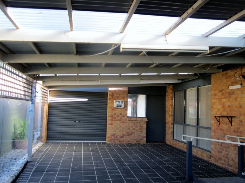 10 Masterton Place, Cranbourne East VIC 3977