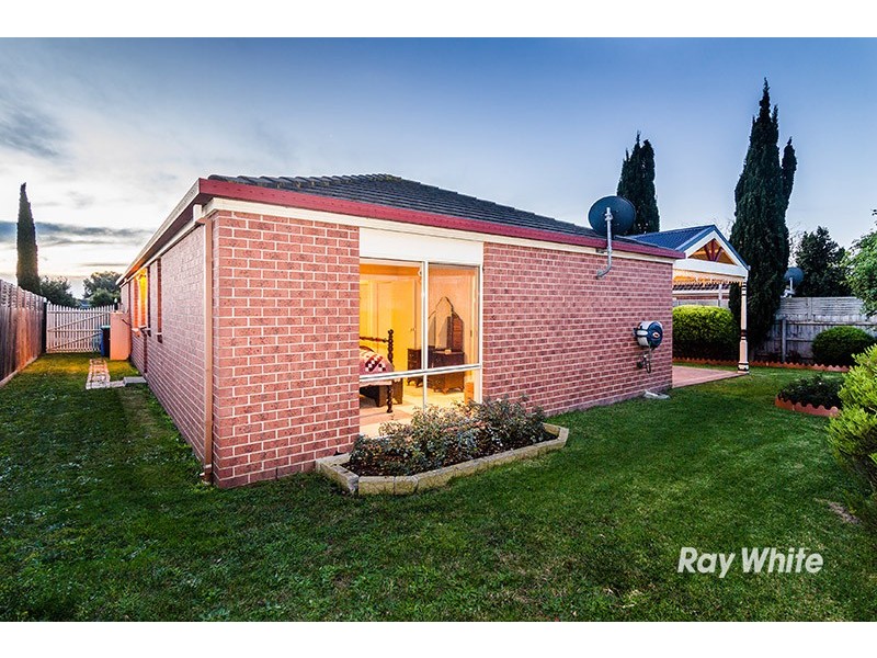 4 Ashton Court, Cranbourne VIC 3977