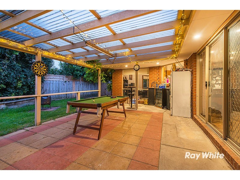 20 Andrea Crescent, Cranbourne North VIC 3977