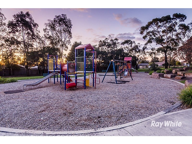 20 Andrea Crescent, Cranbourne North VIC 3977