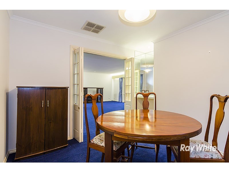 21 Sinatra Way, Cranbourne East VIC 3977