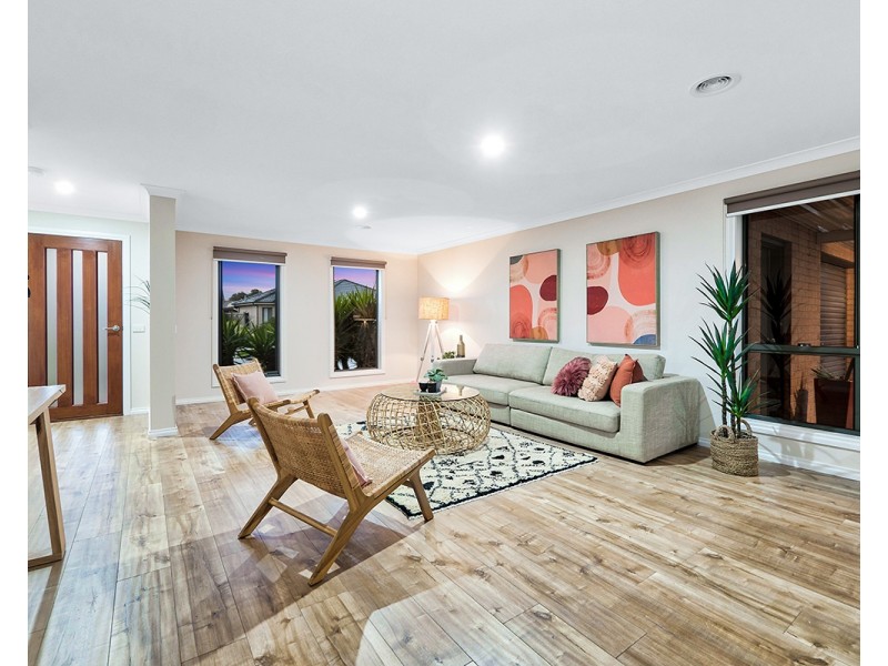 3 Castawellan Street, Lyndhurst VIC 3975