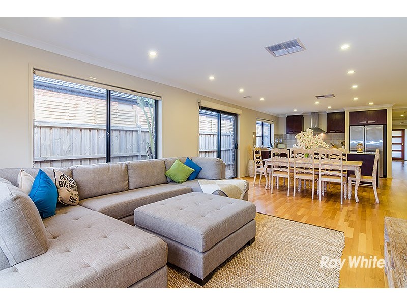 14 Wesson Way, Cranbourne East VIC 3977