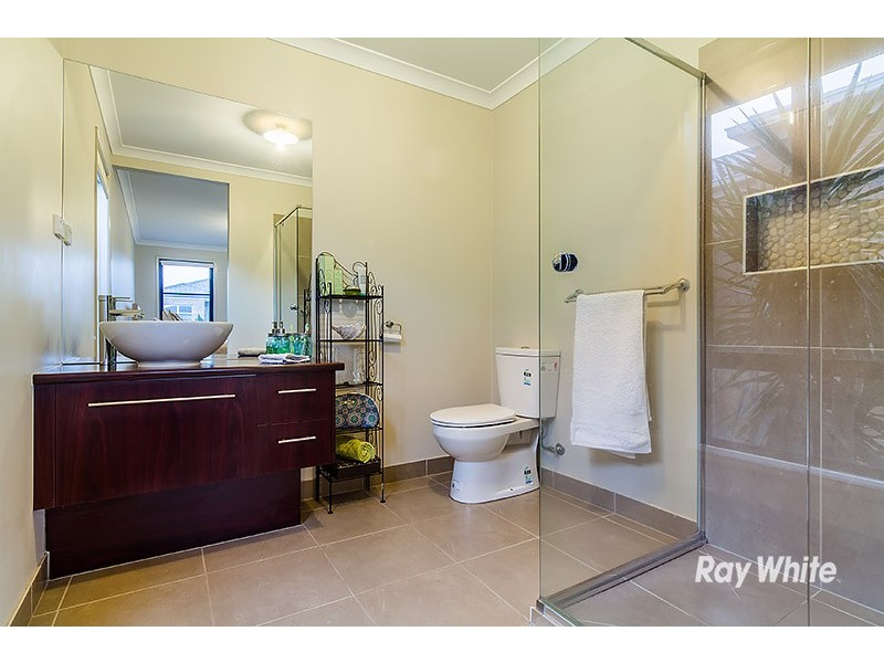 14 Wesson Way, Cranbourne East VIC 3977