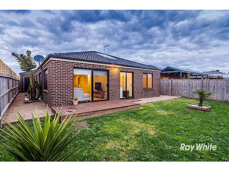 14 Wesson Way, Cranbourne East VIC 3977