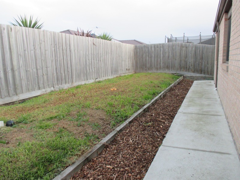 11 Montdami Way, Carrum Downs VIC 3201