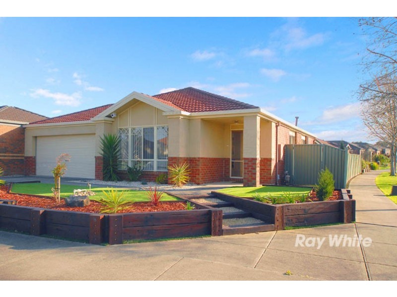 9 Scotsdale Drive, Cranbourne East VIC 3977