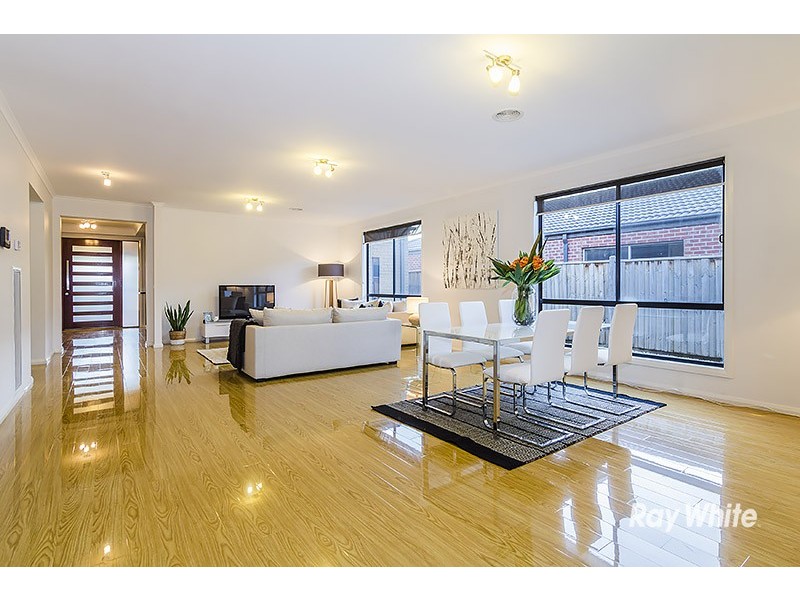 6 Gregson Grove, Lyndhurst VIC 3975