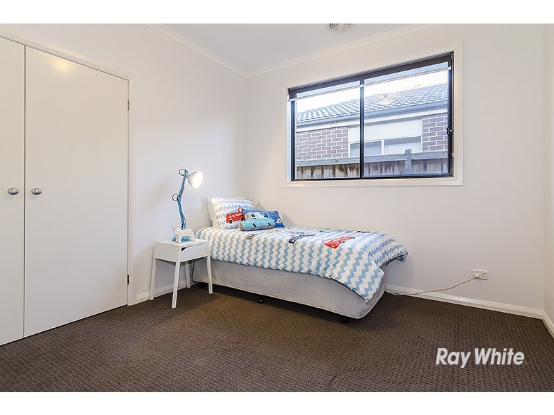 6 Gregson Grove, Lyndhurst VIC 3975