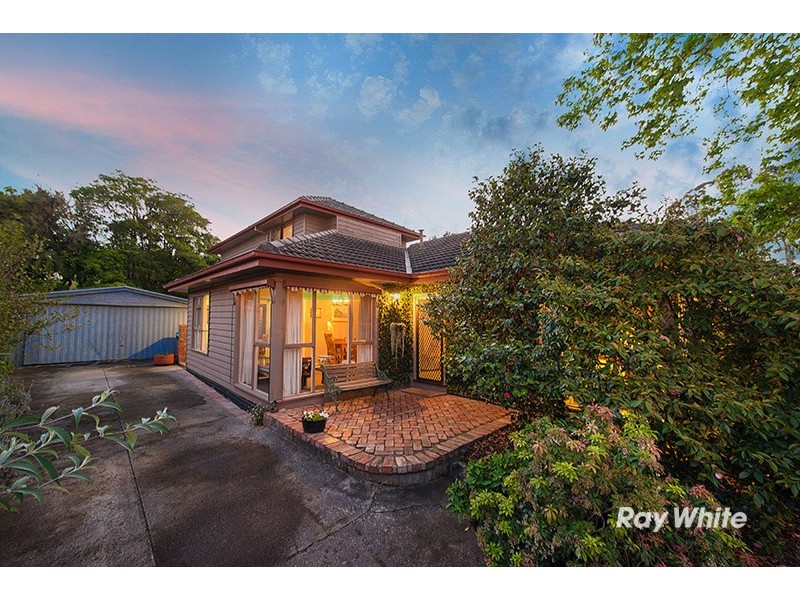 6 Greaves Street, Cranbourne VIC 3977