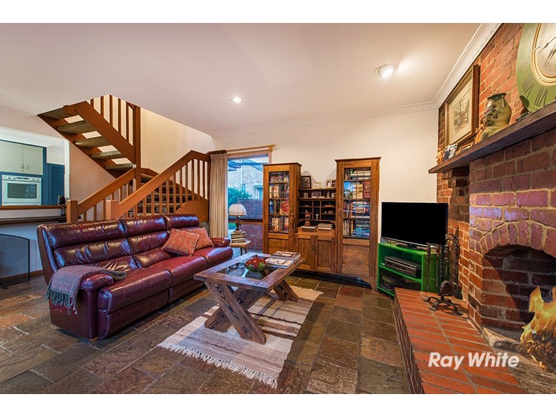 6 Greaves Street, Cranbourne VIC 3977