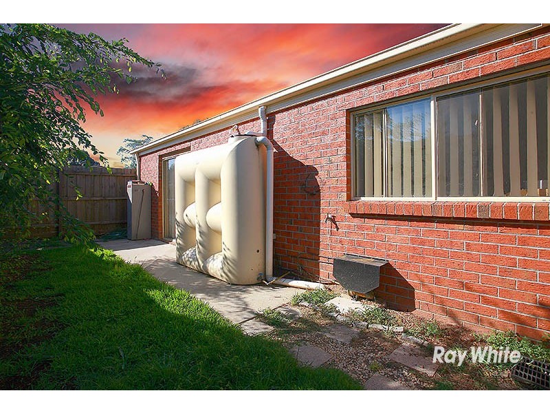 1/5 Hoddle Court, Cranbourne VIC 3977