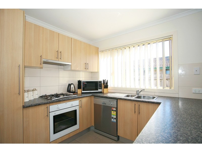 1/5 Hoddle Court, Cranbourne VIC 3977