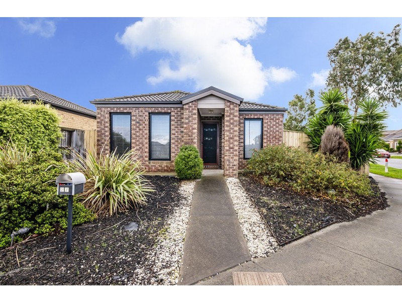 27 Bulga Wattle Cct, Lyndhurst VIC 3975