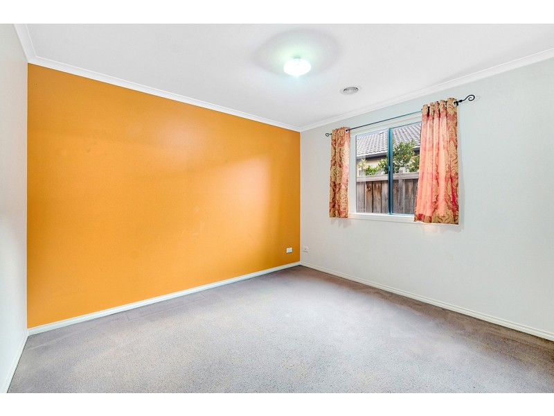 27 Bulga Wattle Cct, Lyndhurst VIC 3975