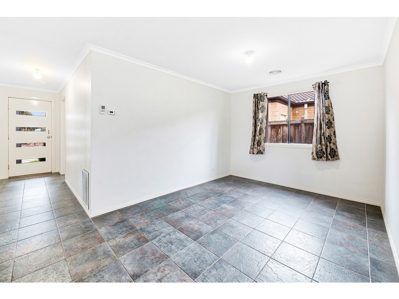 27 Bulga Wattle Cct, Lyndhurst VIC 3975