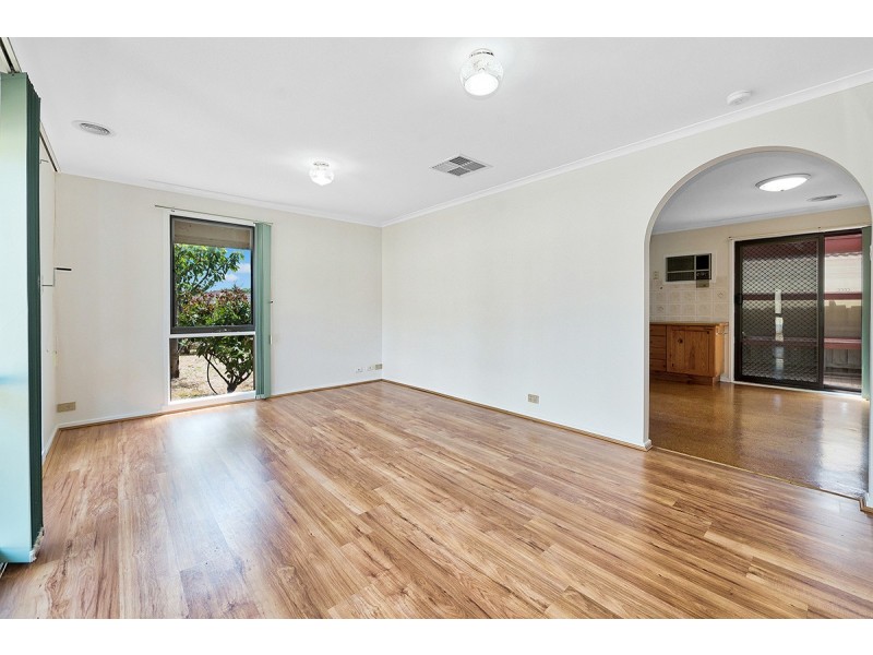 28 Wallace Road, Cranbourne VIC 3977