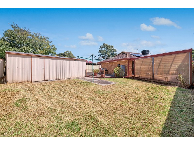 28 Wallace Road, Cranbourne VIC 3977