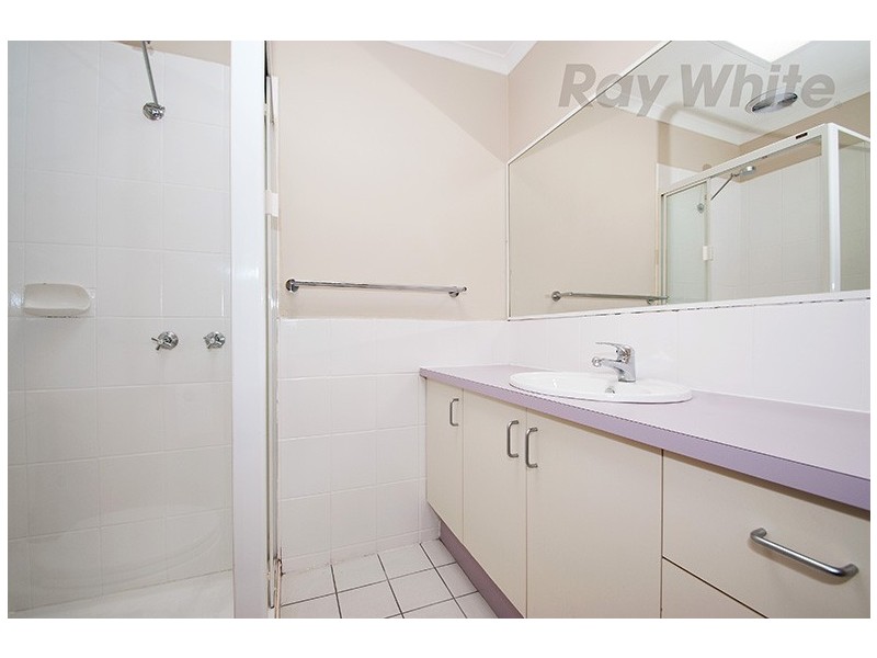 19 Adelaide Close, Berwick VIC 3806