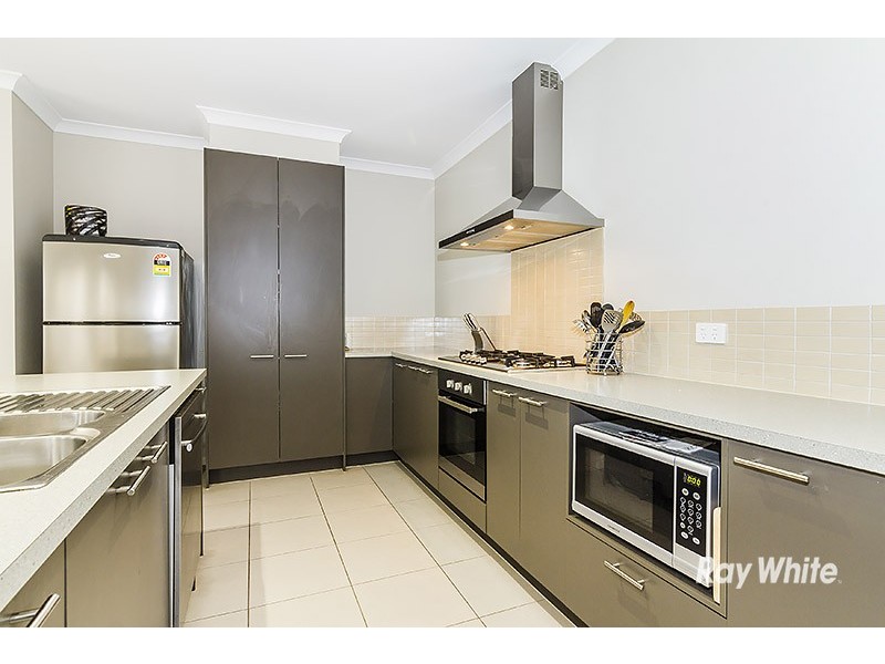 14 Frogmore Lane, Cranbourne North VIC 3977