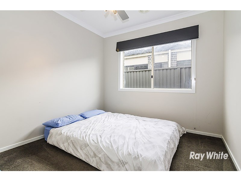 14 Frogmore Lane, Cranbourne North VIC 3977