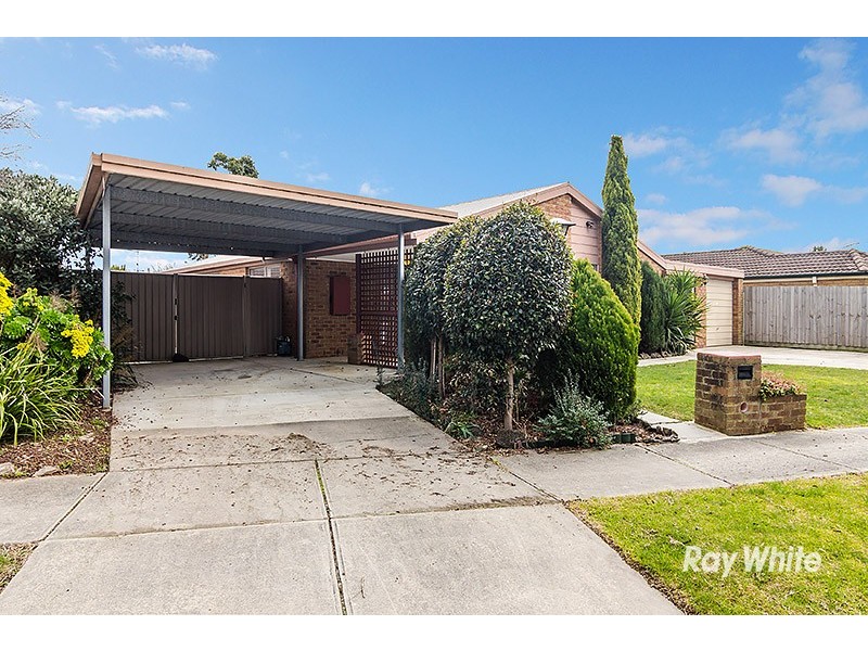 13 Jacinta Drive, Cranbourne West VIC 3977
