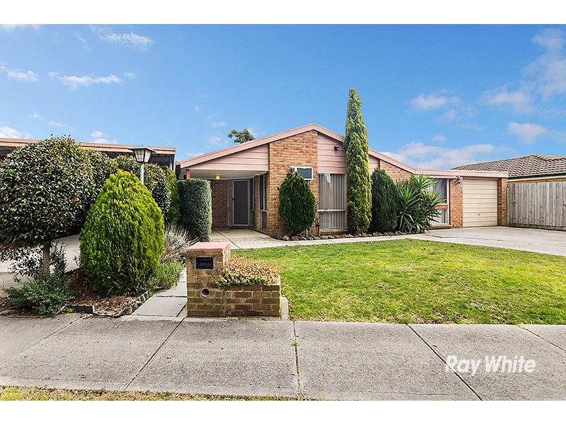 13 Jacinta Drive, Cranbourne West VIC 3977