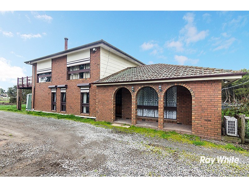 7 Garden Street, Cranbourne East VIC 3977