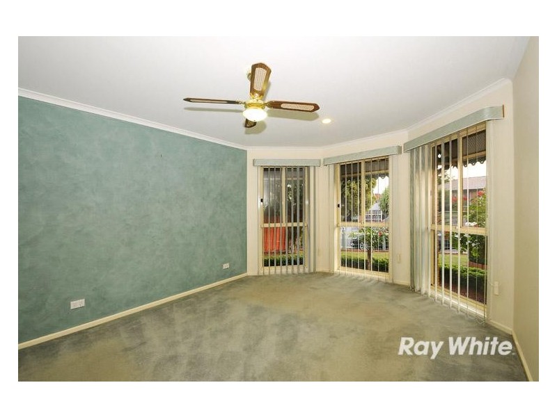 3 Flying Star Walk, Skye VIC 3977