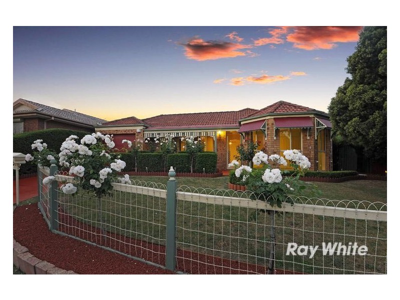 3 Flying Star Walk, Skye VIC 3977