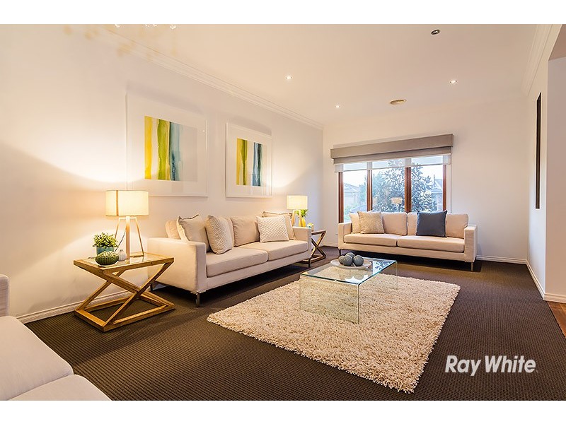 13 Mallett Grove, Lyndhurst VIC 3975