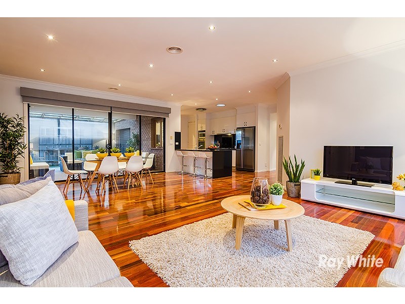 13 Mallett Grove, Lyndhurst VIC 3975