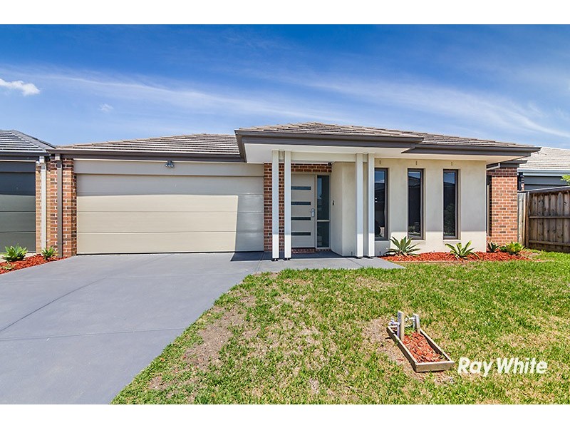 3 Albida Parade, Lyndhurst VIC 3975