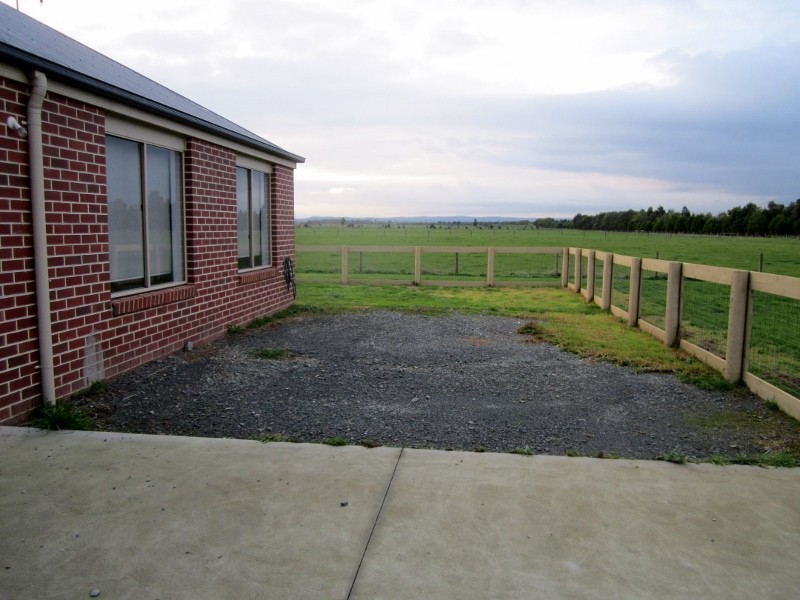 2195 Ballarto Road, Clyde VIC 3978