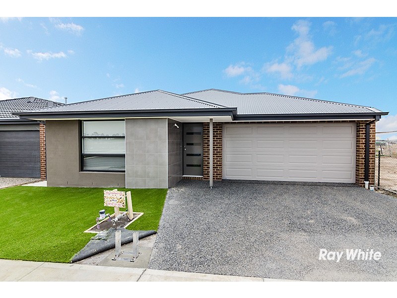 79 Como Parade, Clyde North VIC 3978