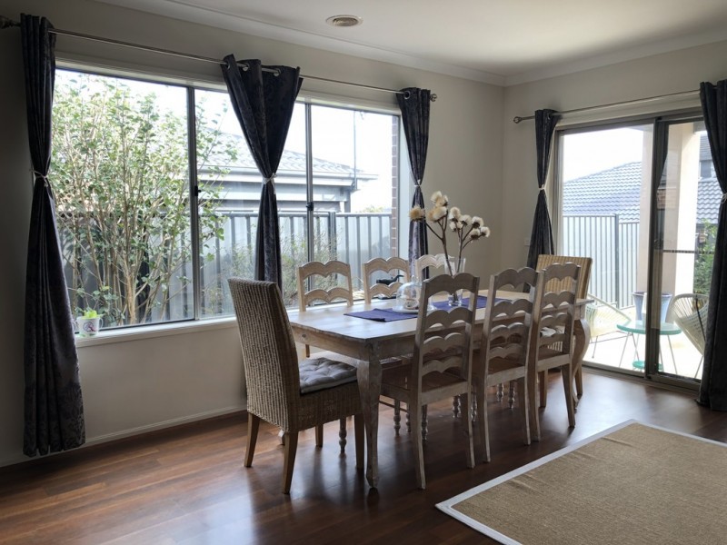 23 Hackney Circuit, Clyde North VIC 3978