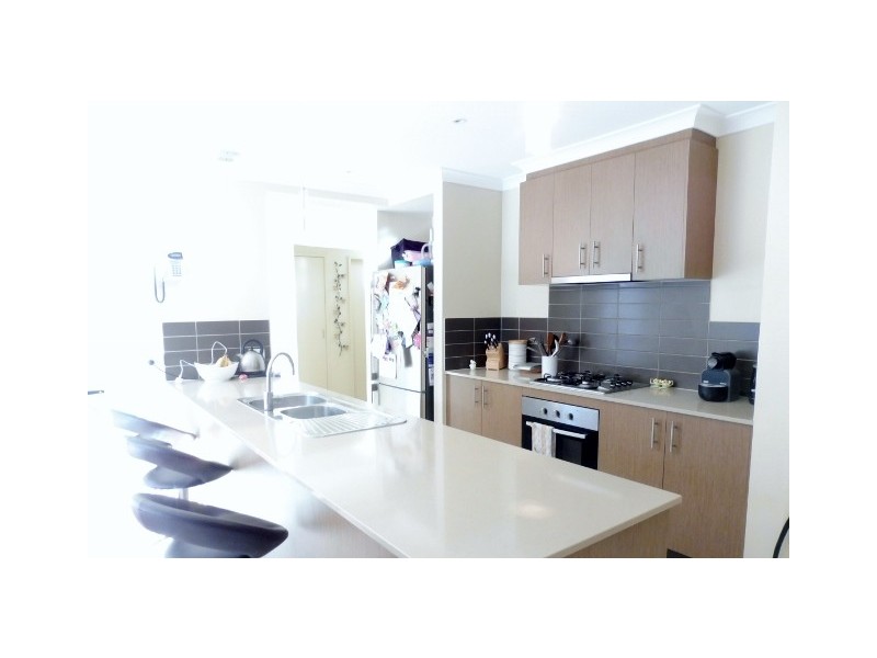 31 Yammerbook Way, Cranbourne East VIC 3977