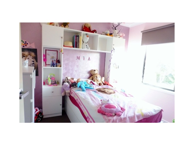 31 Yammerbook Way, Cranbourne East VIC 3977