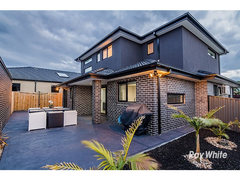 28 Elliott Parade, Lynbrook VIC 3975