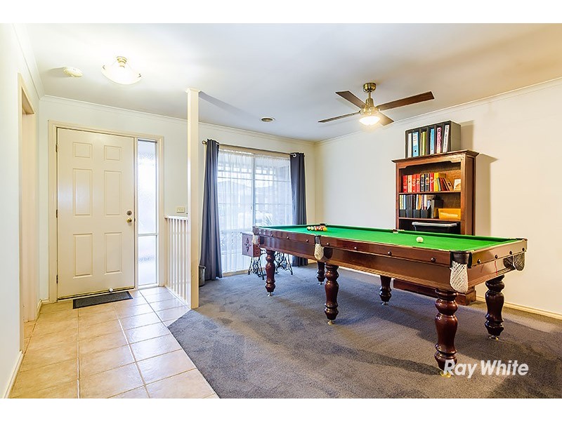 24 Oakman Way, Hampton Park VIC 3976