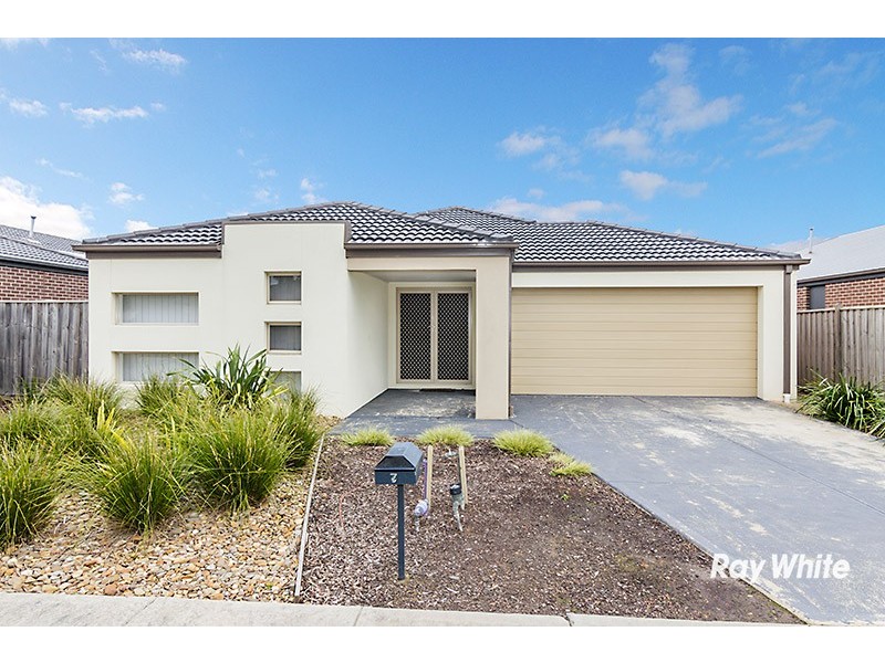 7 Brockman Street, Cranbourne East VIC 3977