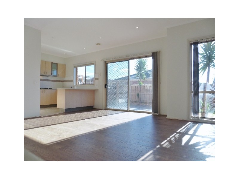 22 Amhurst Drive, Narre Warren South VIC 3805